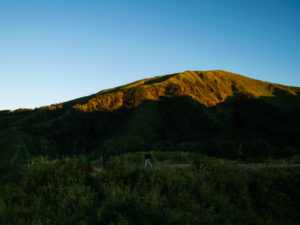 After spending a chilling night in the dormitory. With the break of dawn, we left to the near helipad for a better view of sunrise.