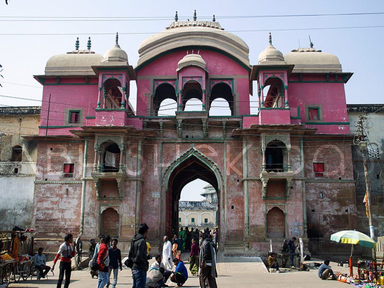 Ramnagar fort before crossing the river Ganges