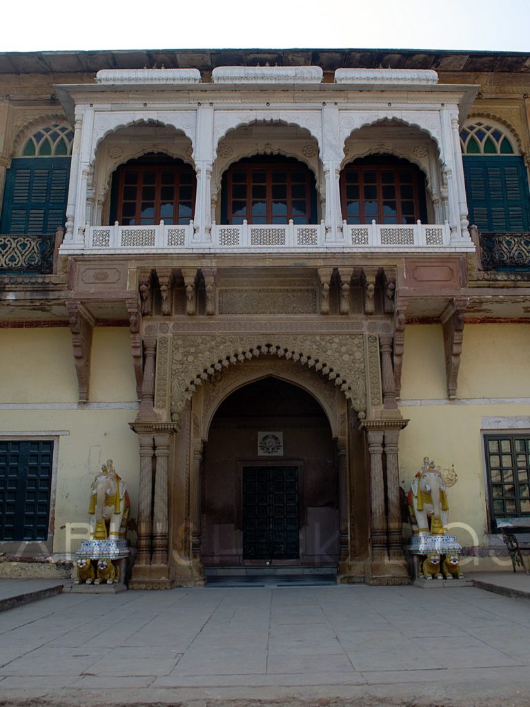 Ramnagar fort courtyard