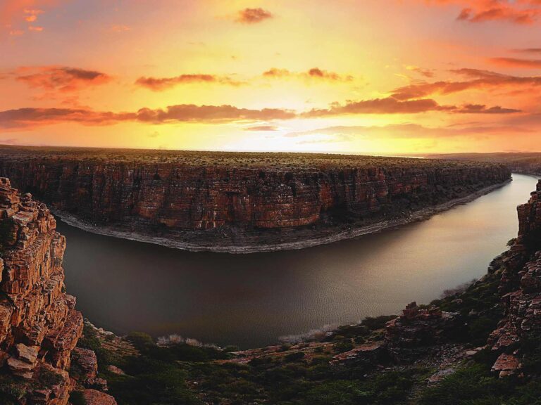 Yes, India, the land of unlimited wonders, boasts of its Grand Canyon too. The Gandikota Village