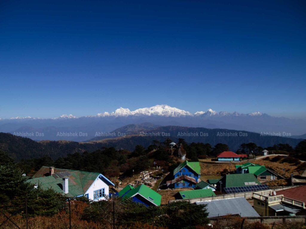 180° panorama view of the four highest peaks from the summit, Sandakphu.