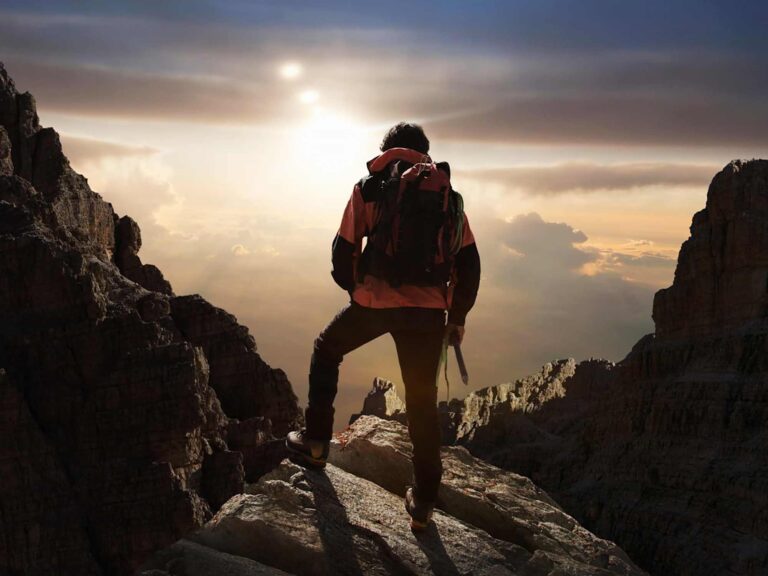 benefits of solo travelling