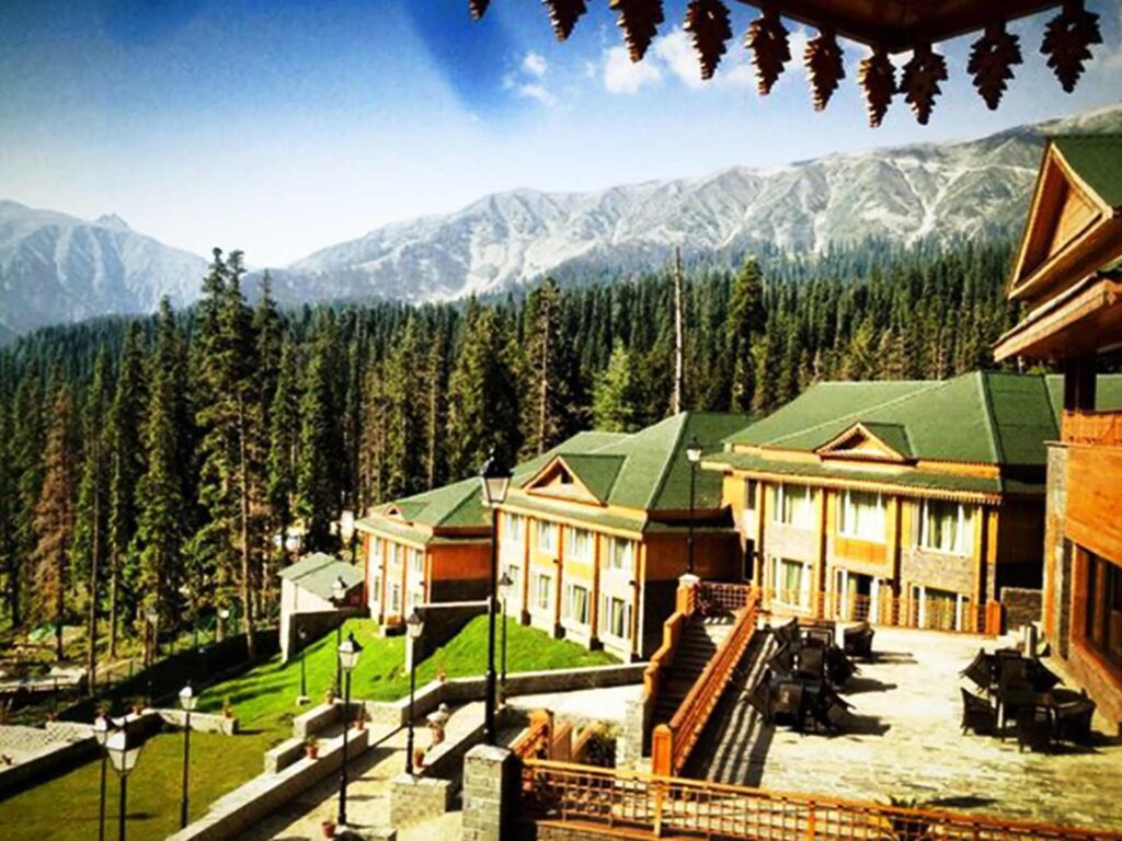 Khyber Resort and Spa Gulmarg, Kashmir