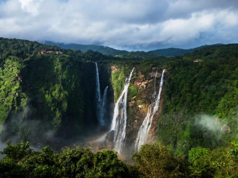 10 Spectacular Hill Stations in India That Are Underrated | Feature ...