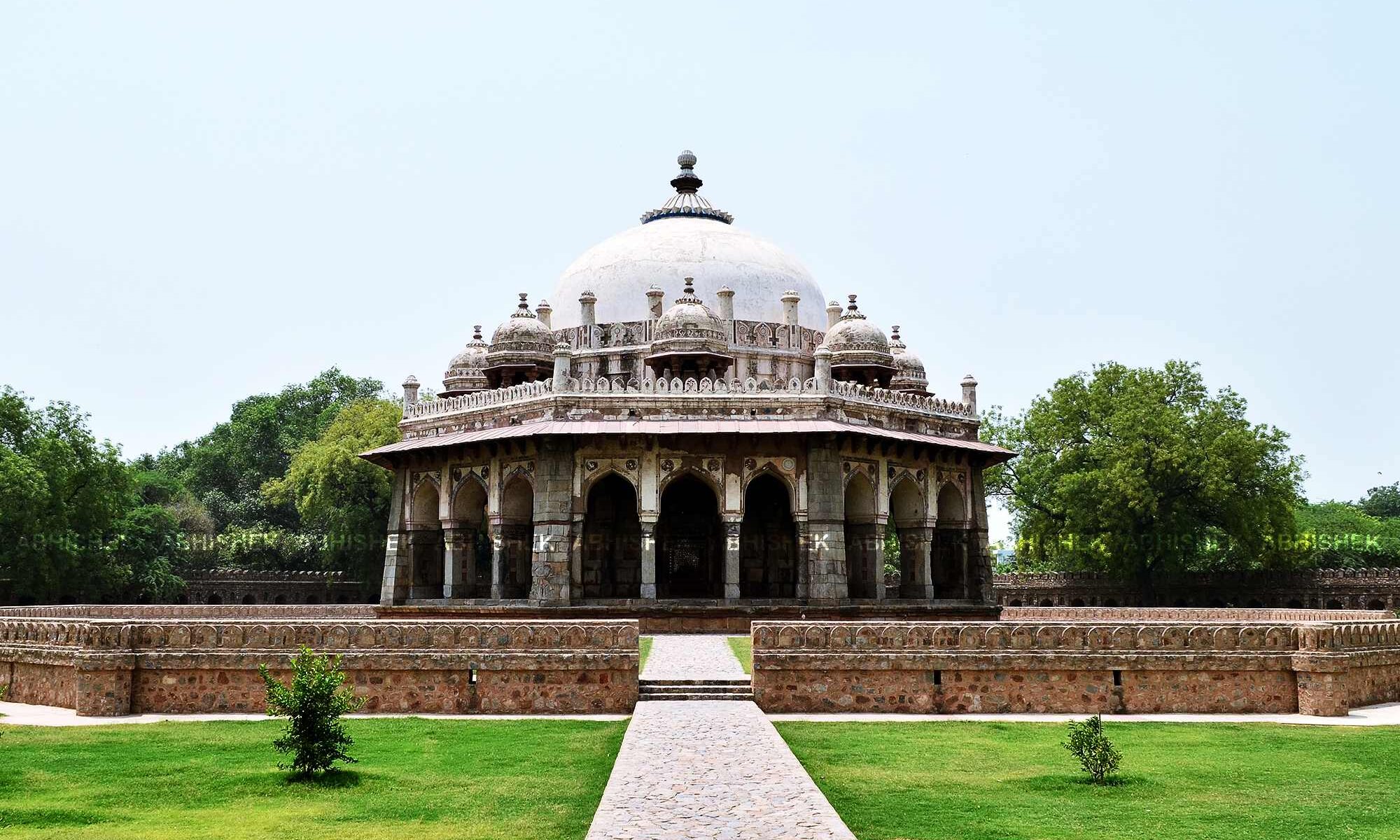 historical monuments India