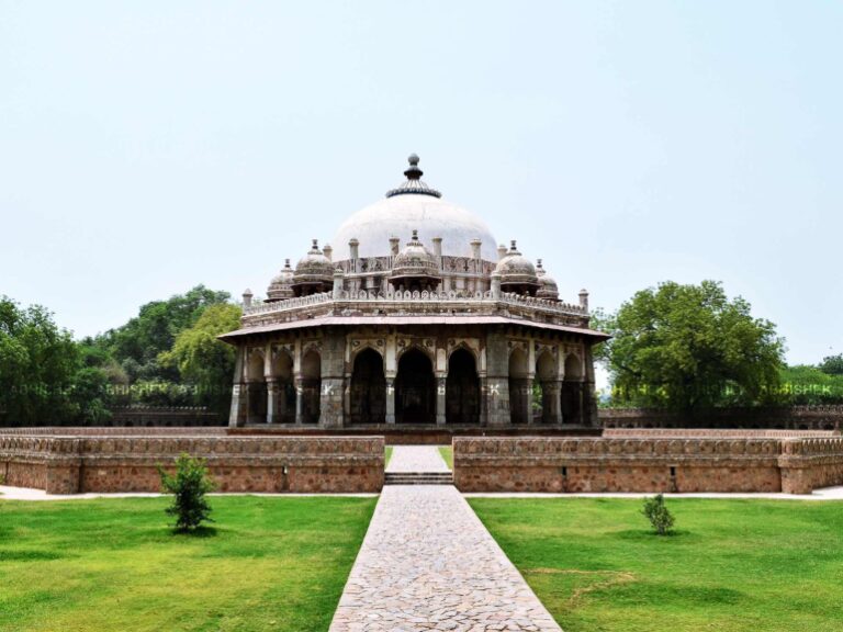 historical monuments India