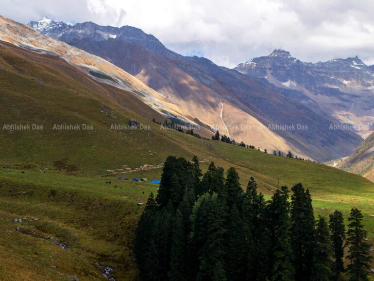 trek in Chandranahan Lake and Buran Ghati Pass in Shimla