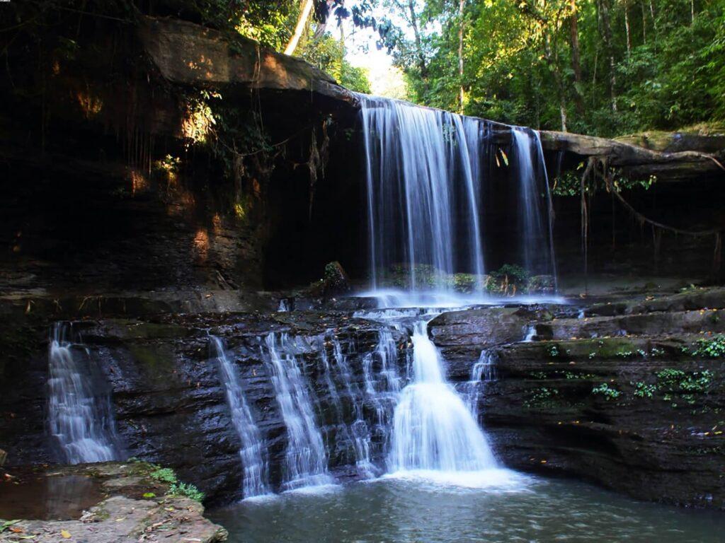 Vantawng Falls is another treasure of northeast India