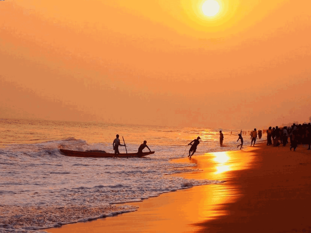 Golden Beach is located as its name says in Puri, Orrisa