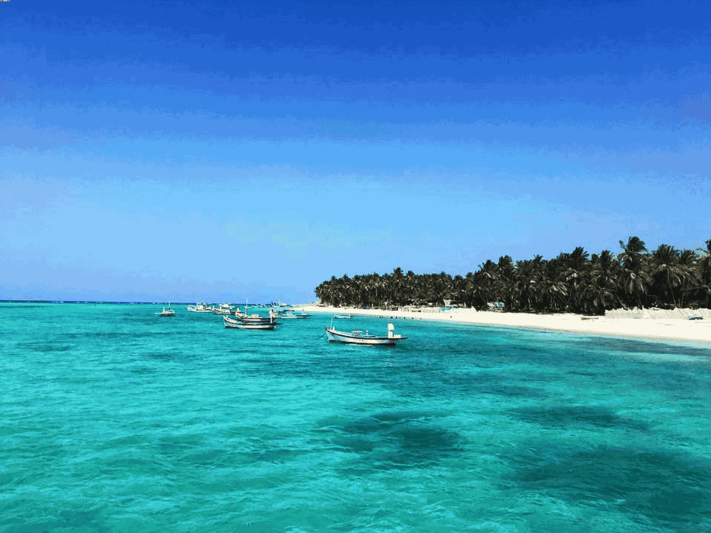 The beauty among the Lakshadweep islands is Kadmat Beach