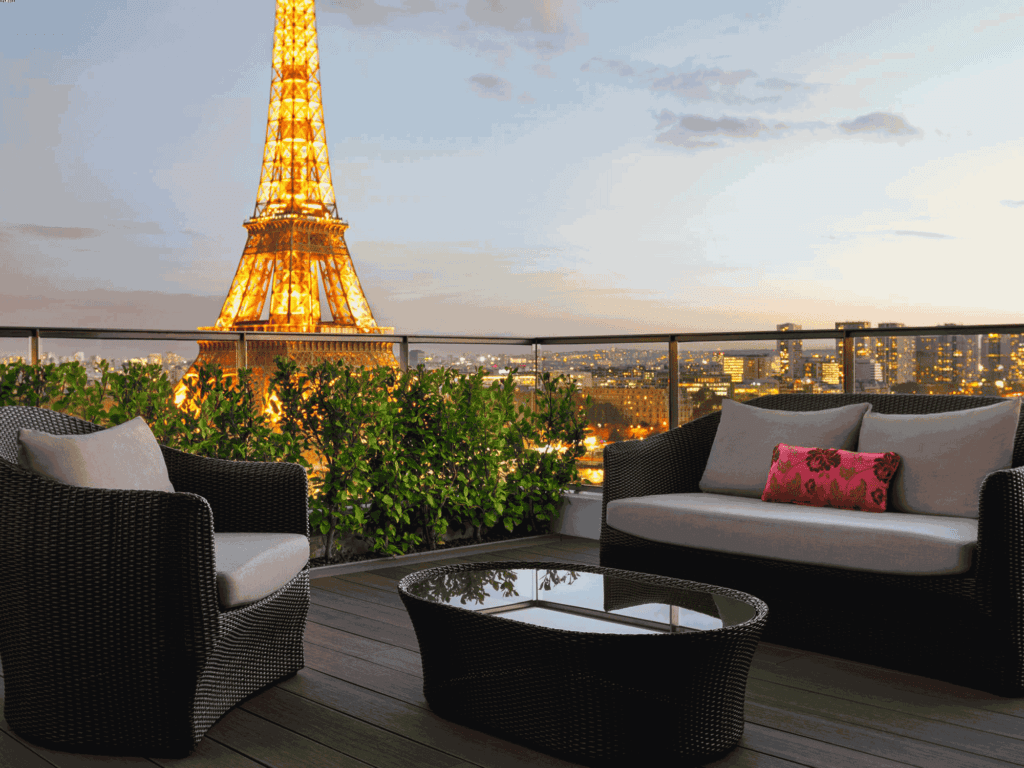 The Shangri-La Hotel Paris is a luxurious five-star hotel 