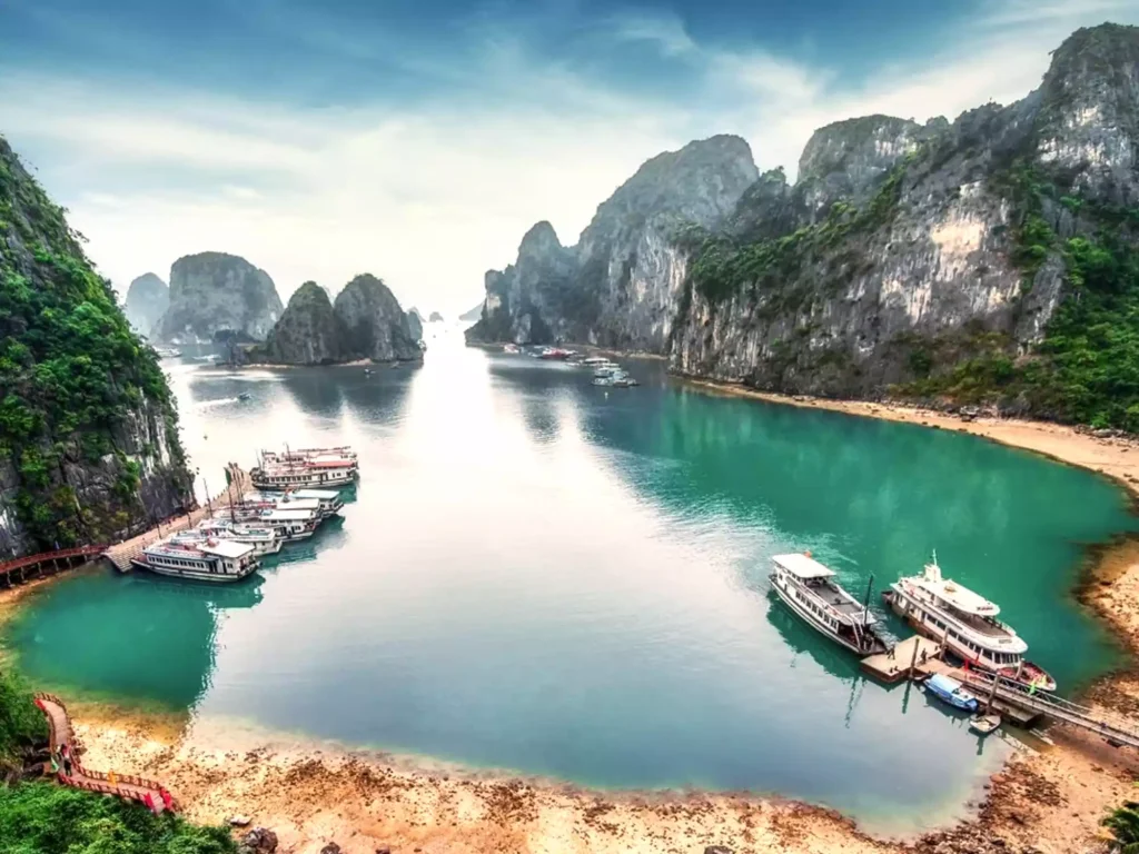 Vietnam, a captivating Southeast Asian gem