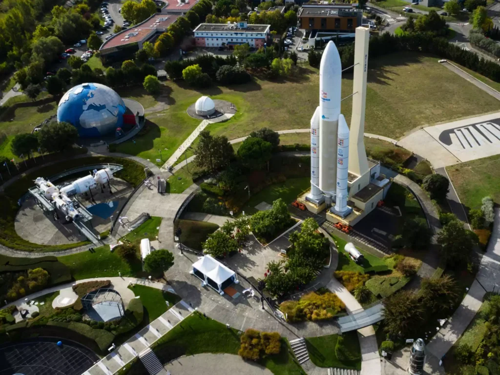 astronauts and science enthusiasts, a visit to Cité de l'Espace in Toulouse