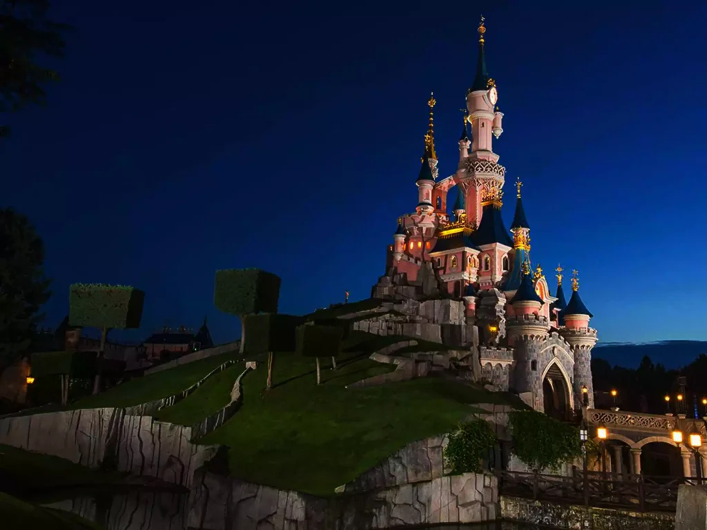 Disneyland Paris, a world-class theme park 