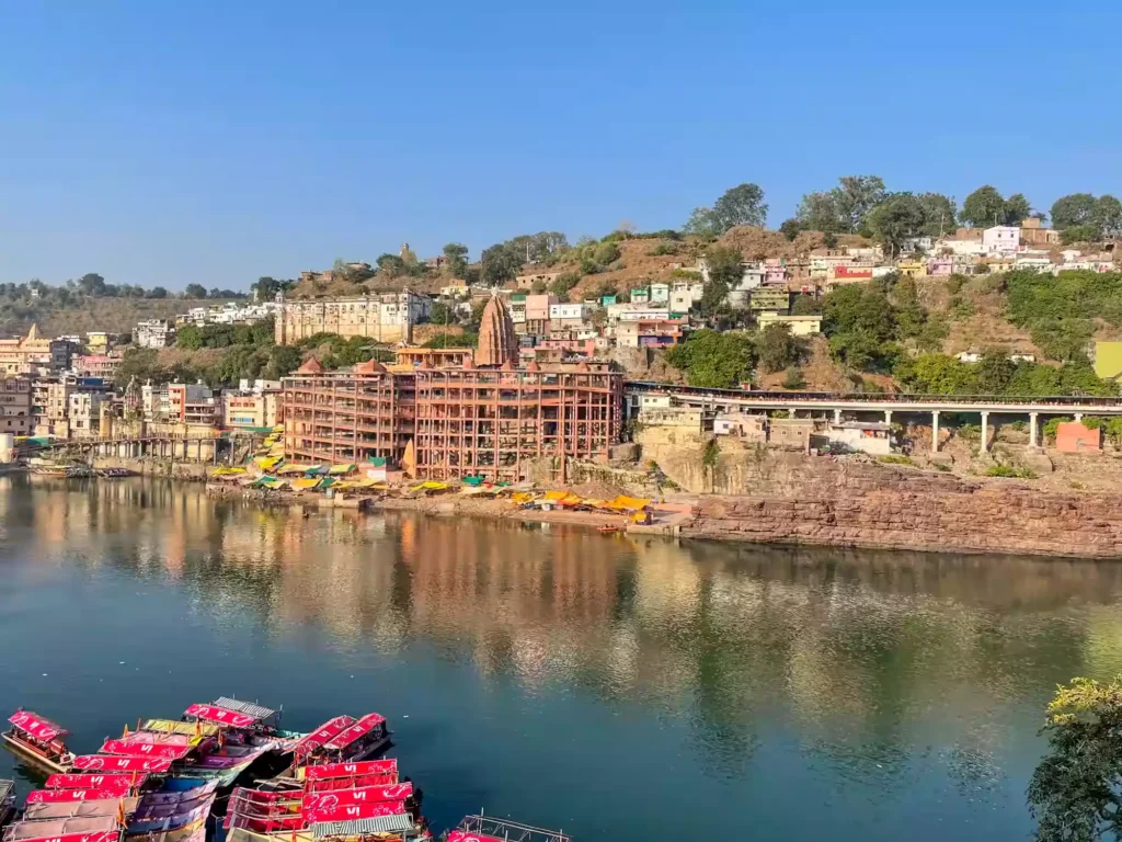 Located on the Narmada River Omkareshwar is a sacred island