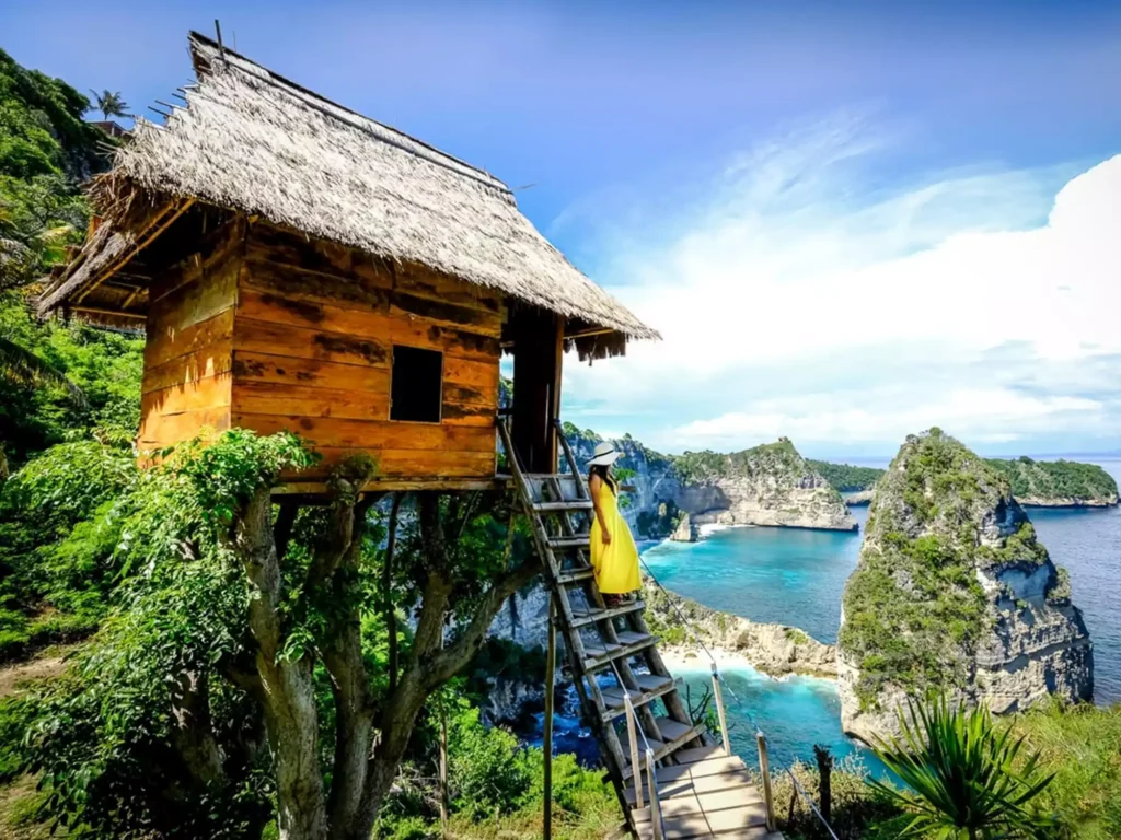 towering cliffs, electric-blue waters, and beaches that looked almost unreal