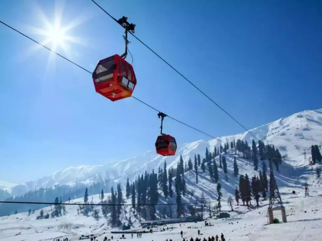 A Gondola Ride in Manali is one such activity that is perfect for all ages because no physical effort is required