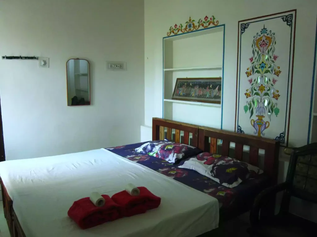 What to Expect from Budget Guesthouses in India