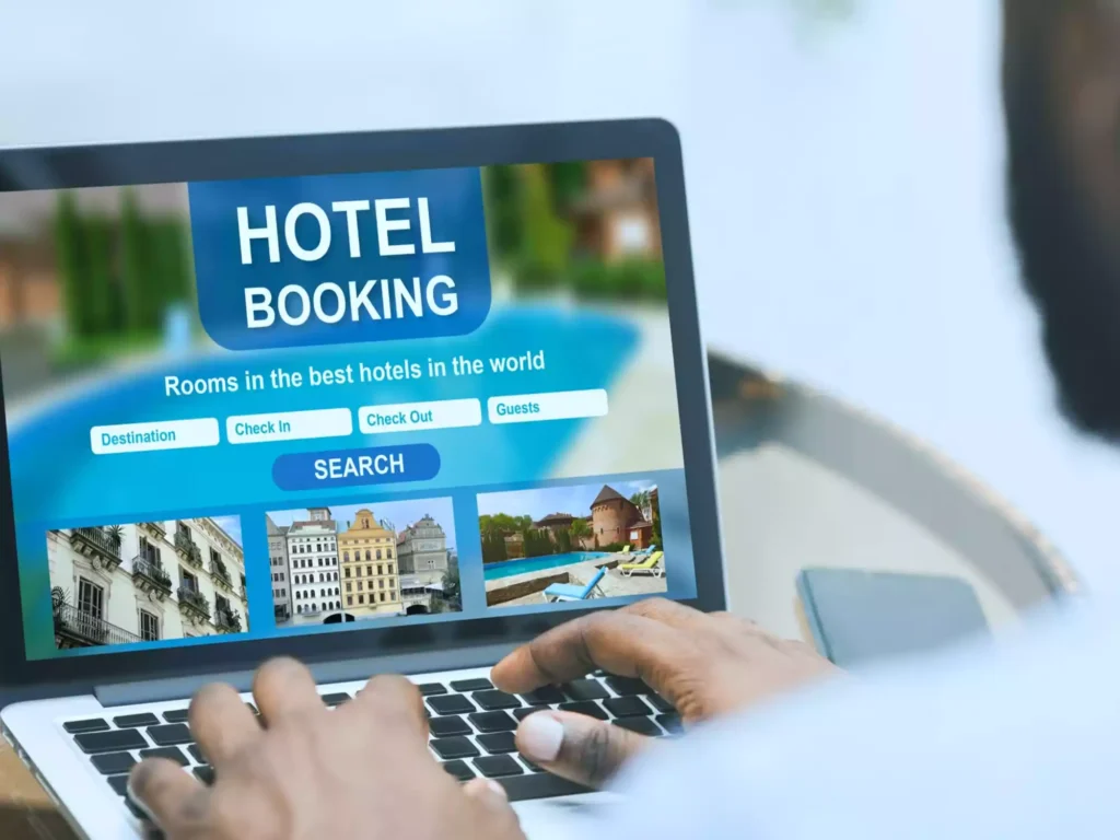 Finding Reliable Travel Information on the go