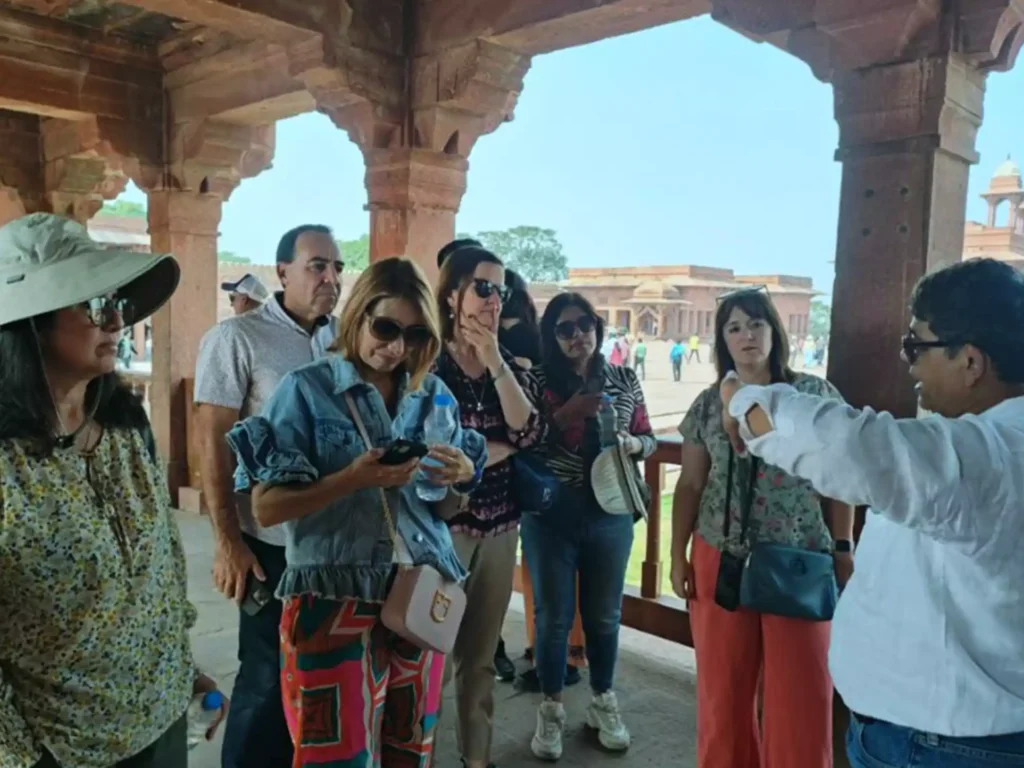 The Role of International Travel Guides