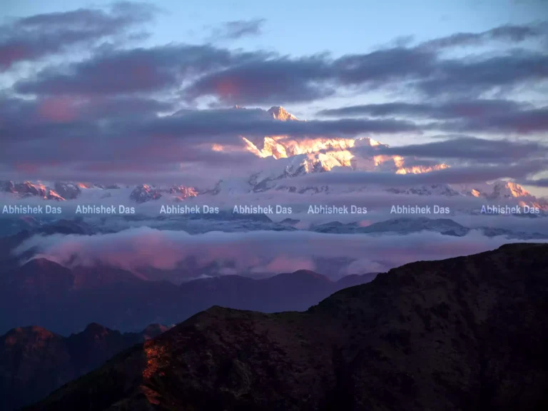 solo trek to the pristine peak of Phalut