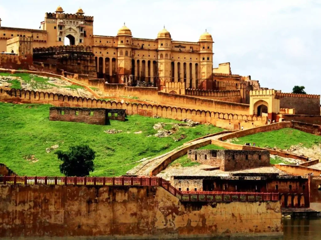 Jaipur's forts, palaces, and cultural presentations make it a rewarding destination for the heritage